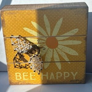 Prims by Kathy "Bee Happy " Wood Box Sign Slat String Art with Bee & Daisy 6x6"